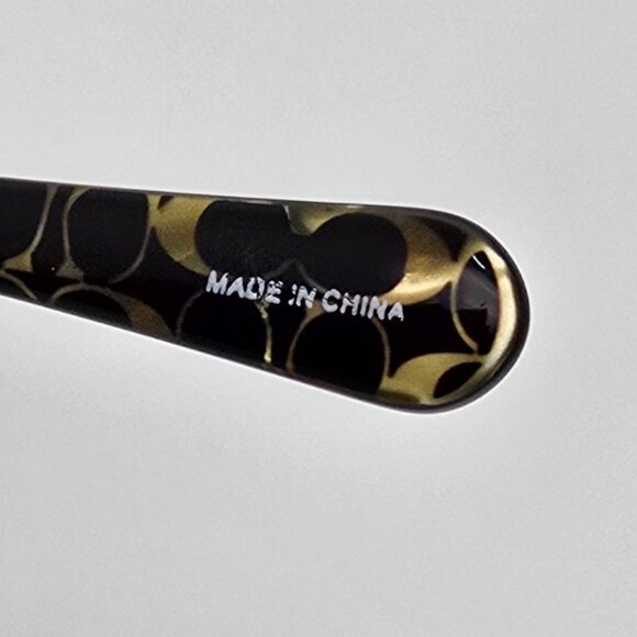 *SOLD* Coach HC 8241 L1031 Milky Blue Denim Frame Blue Gradient Lens Sunglasses - Picture 10 of 16